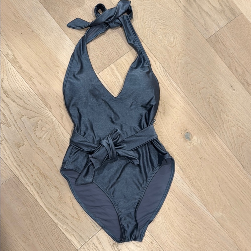 Like New Chic Metallic Blue/Gray Halter Swimsuit